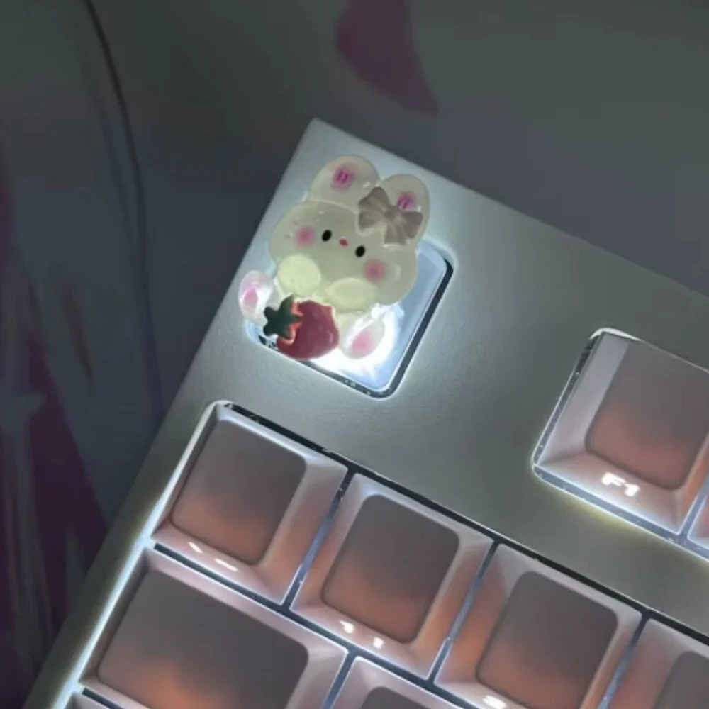 Cute Bunny with Strawberry Keycap OEM Mechanical Keyboard with Cross Axis